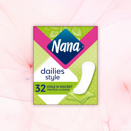 Pack Sexy baby: paquet de protège-lingeries Nana Voile Si Discret, incluant 96 protège-lingeries, avec logo et texte bleu visible sur l'emballage.